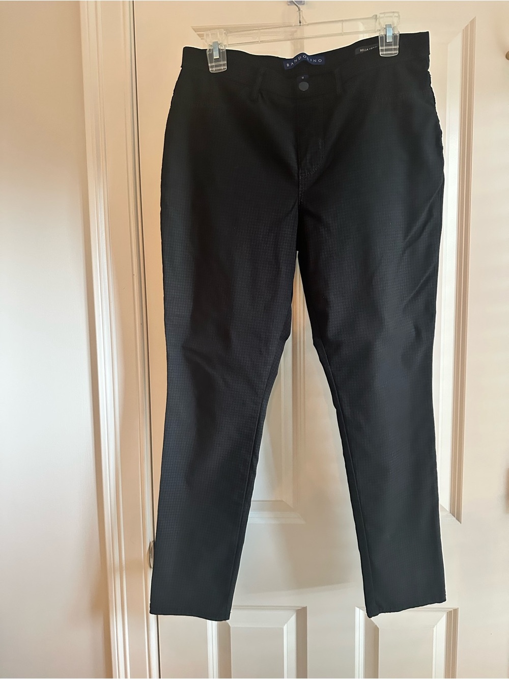 Bandolino Women’s Bella Legging Black Textured Pants Size 10